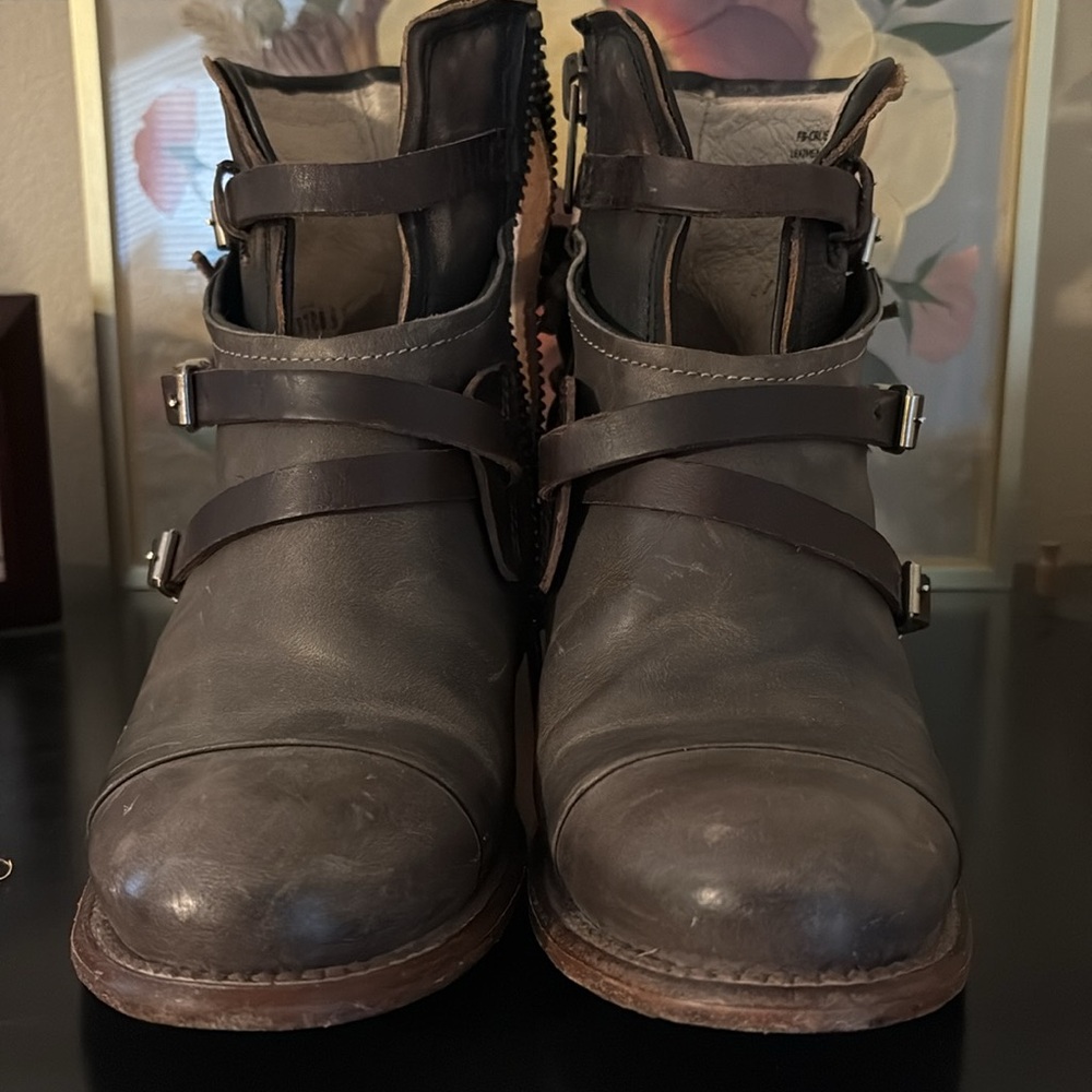 Freebird Crue booties - Picture 2 of 4